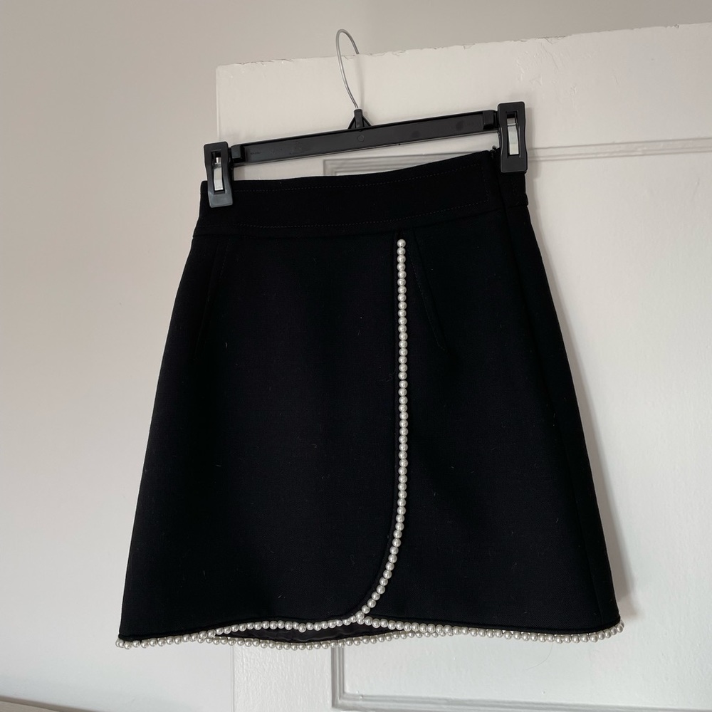 Sandro Vicky Simulated Pearl-trimmed Mini Skirt In 20 Noir